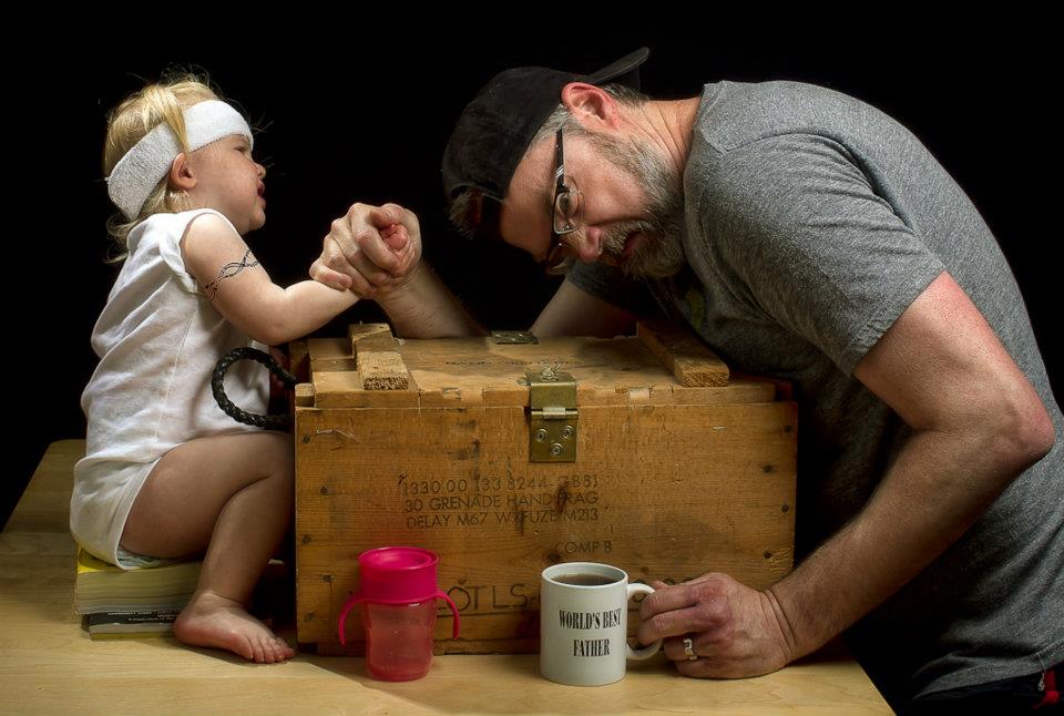 Απίθανη φωτογράφιση πατέρα με κόρη